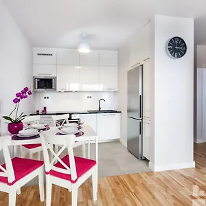 Millennium La Tour Апартаменты Варшава