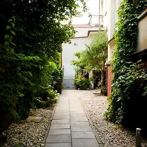 https://apartament-wild-rose-apartment.gdanskhotel.org